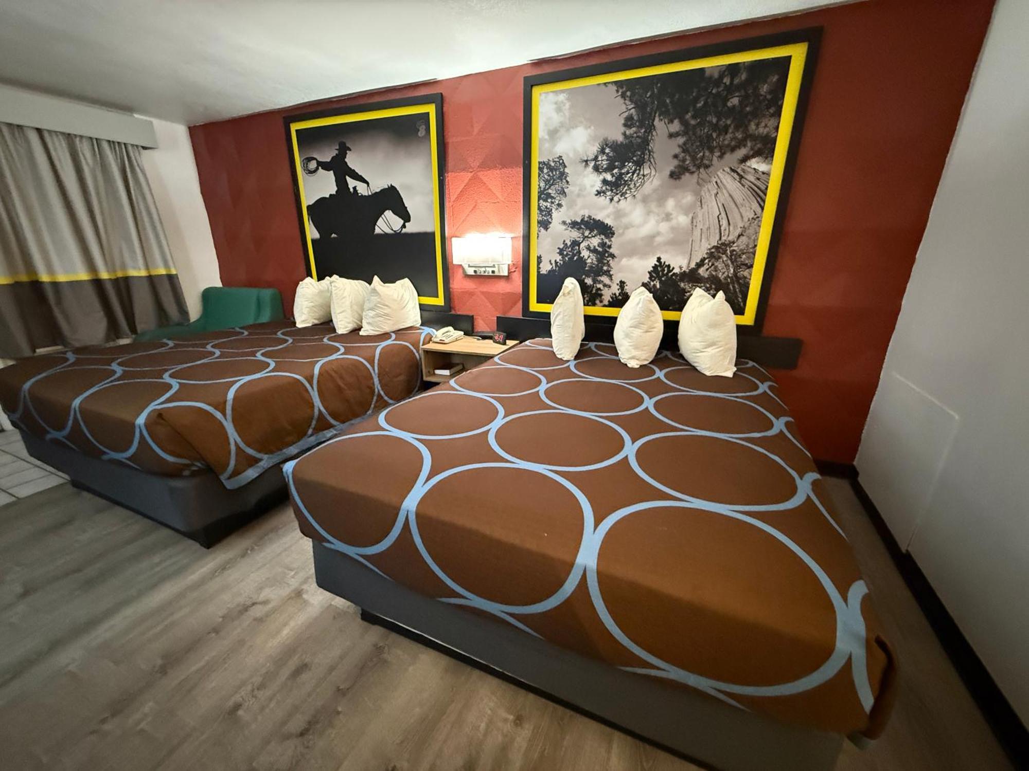 Motel Super 8 By Wyndham 2*