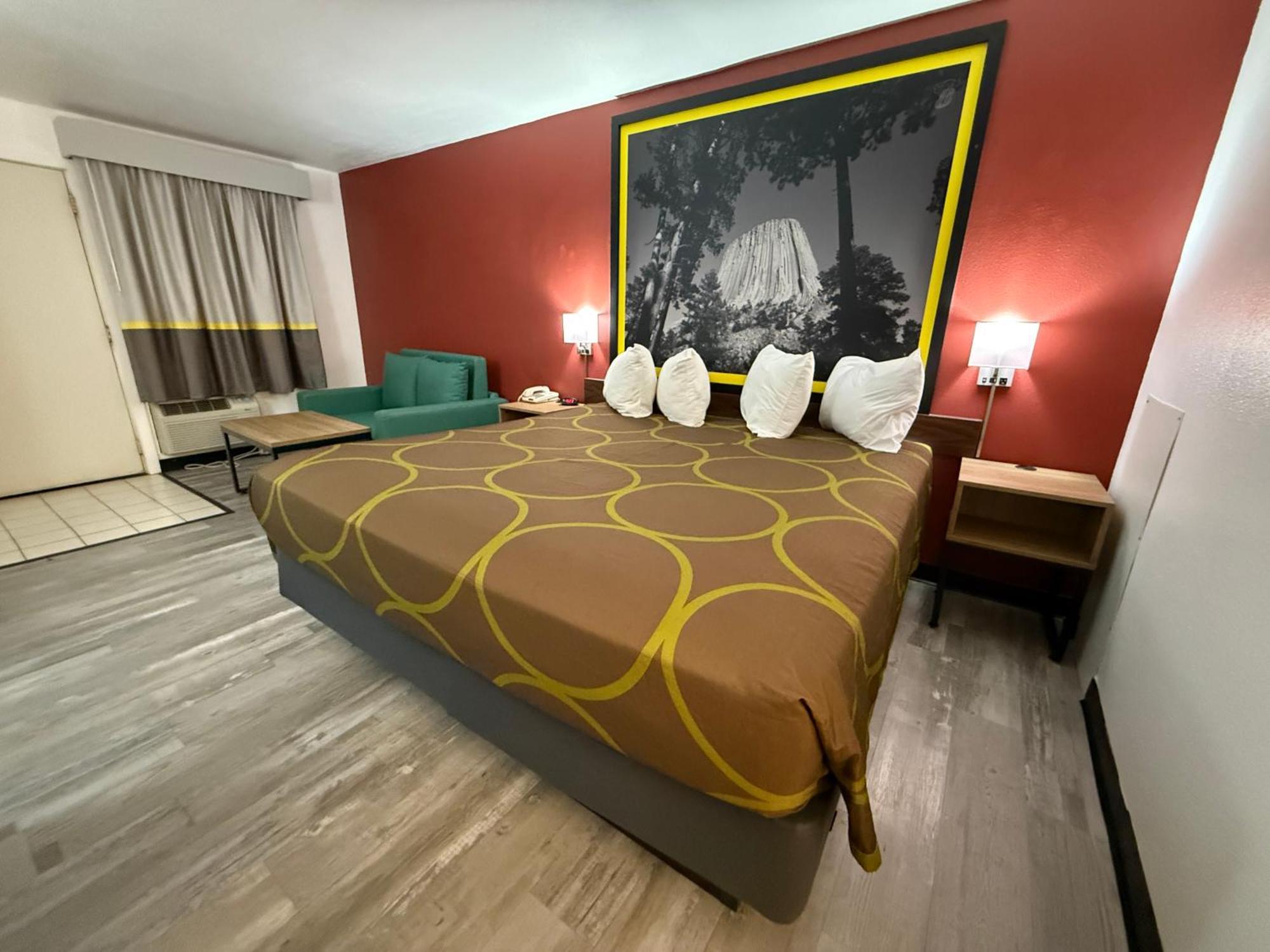 Super 8 By Wyndham Motel Newcastle