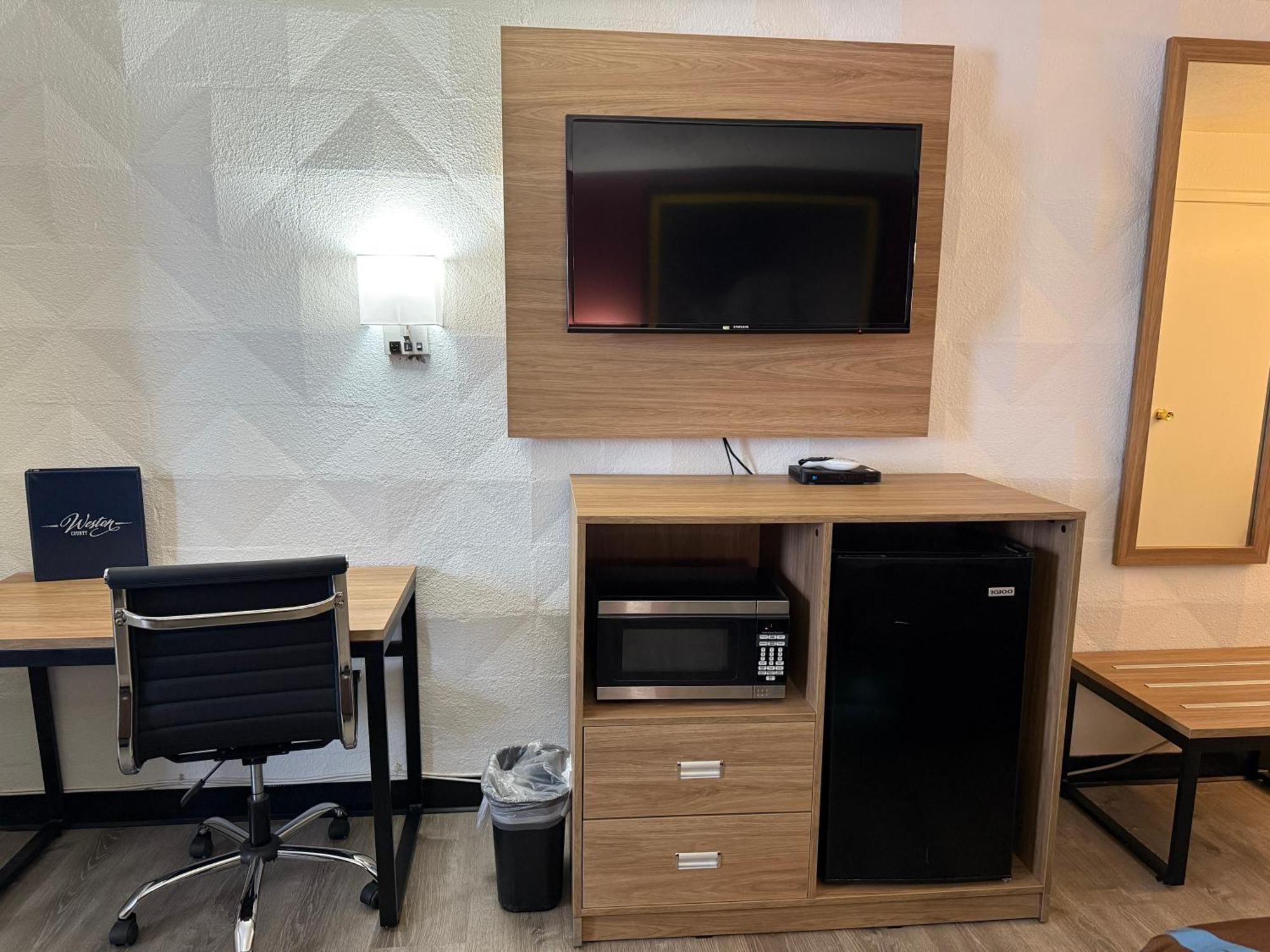 Motel Super 8 By Wyndham Newcastle